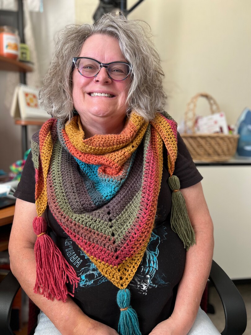 Crochet Fringe How To Put A Fringe On A Knitted Scarf Crocheted